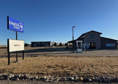 Nearby Attractions/amenities